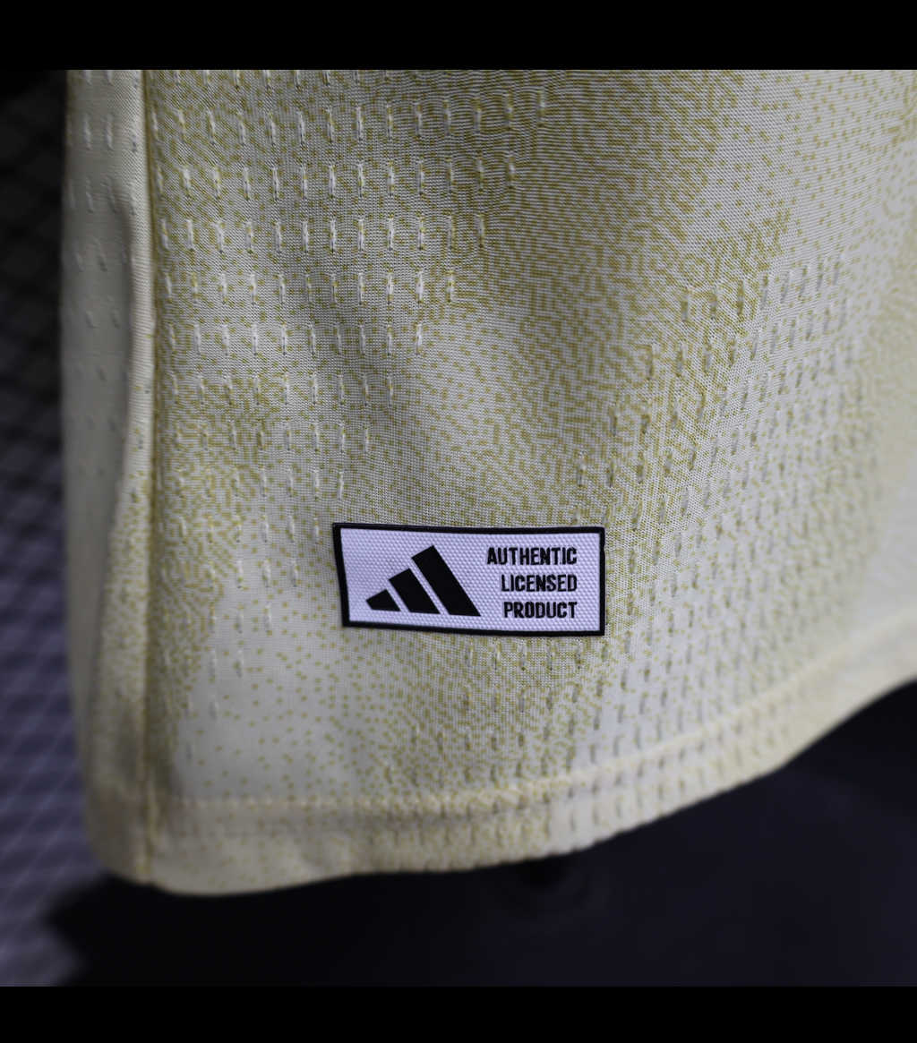 ARSENAL away jersey 26/27